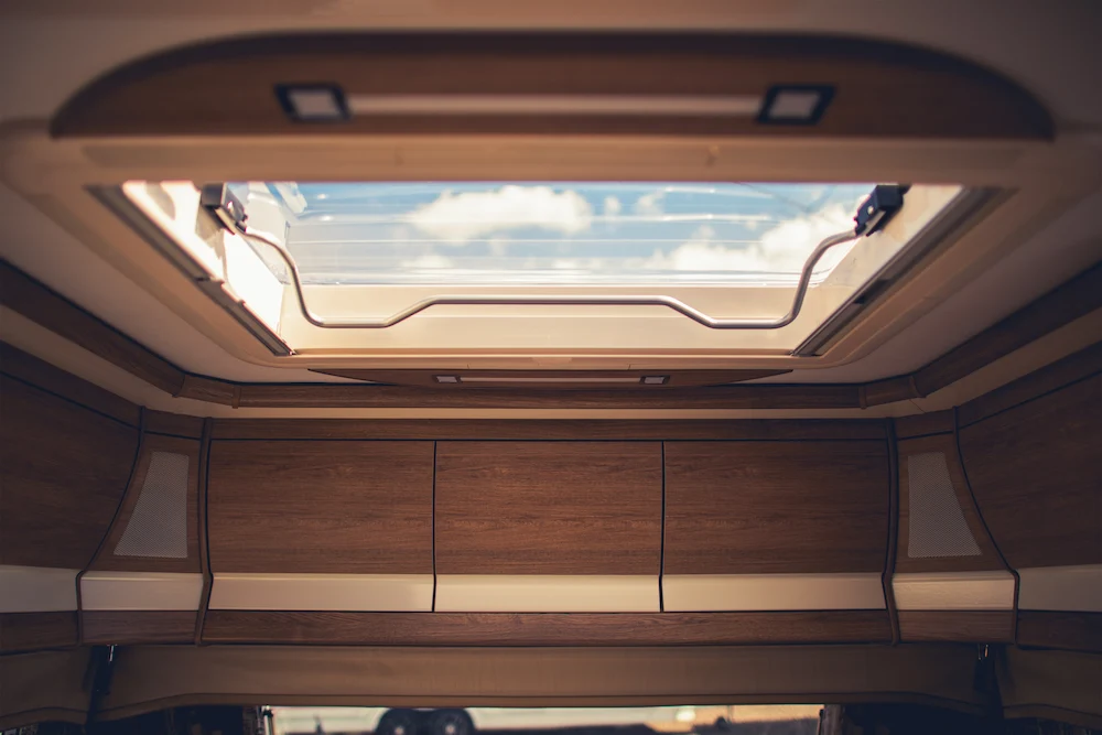 claraboya autocaravana asturias